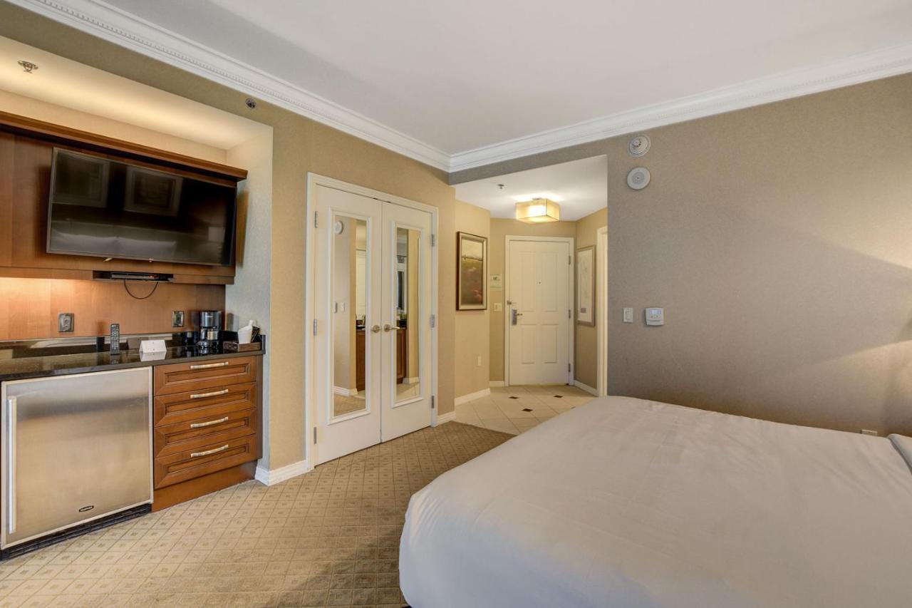 Strip & Sphere View! Privately Owned Condo Hotel-The Signature At Mgm Las Vegas Kültér fotó